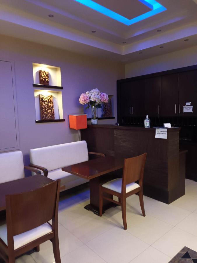 Saint George Hotel Lutrá Edipszú Kültér fotó