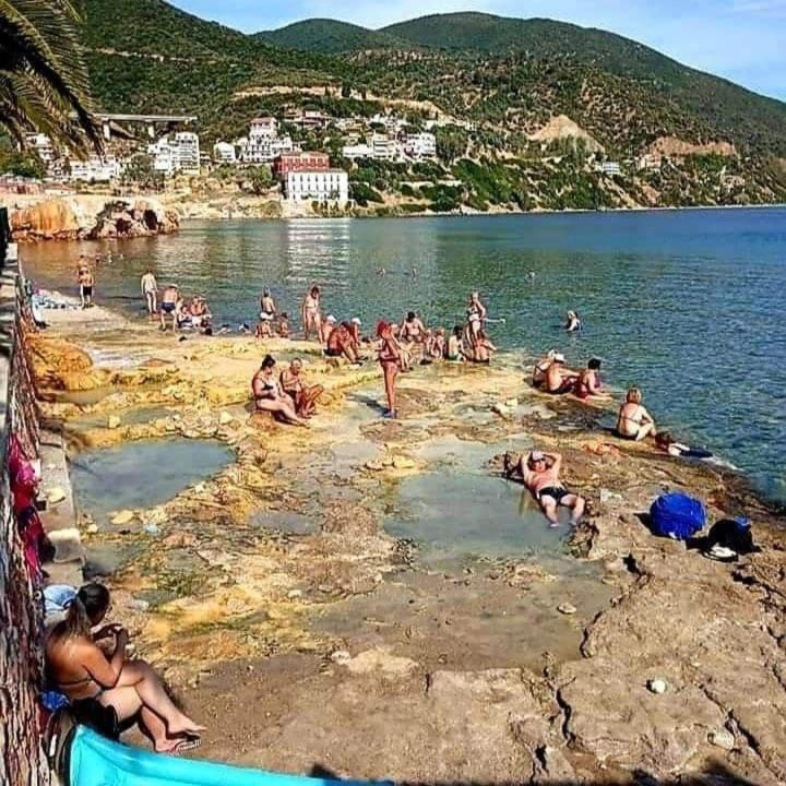 Saint George Hotel Lutrá Edipszú Kültér fotó