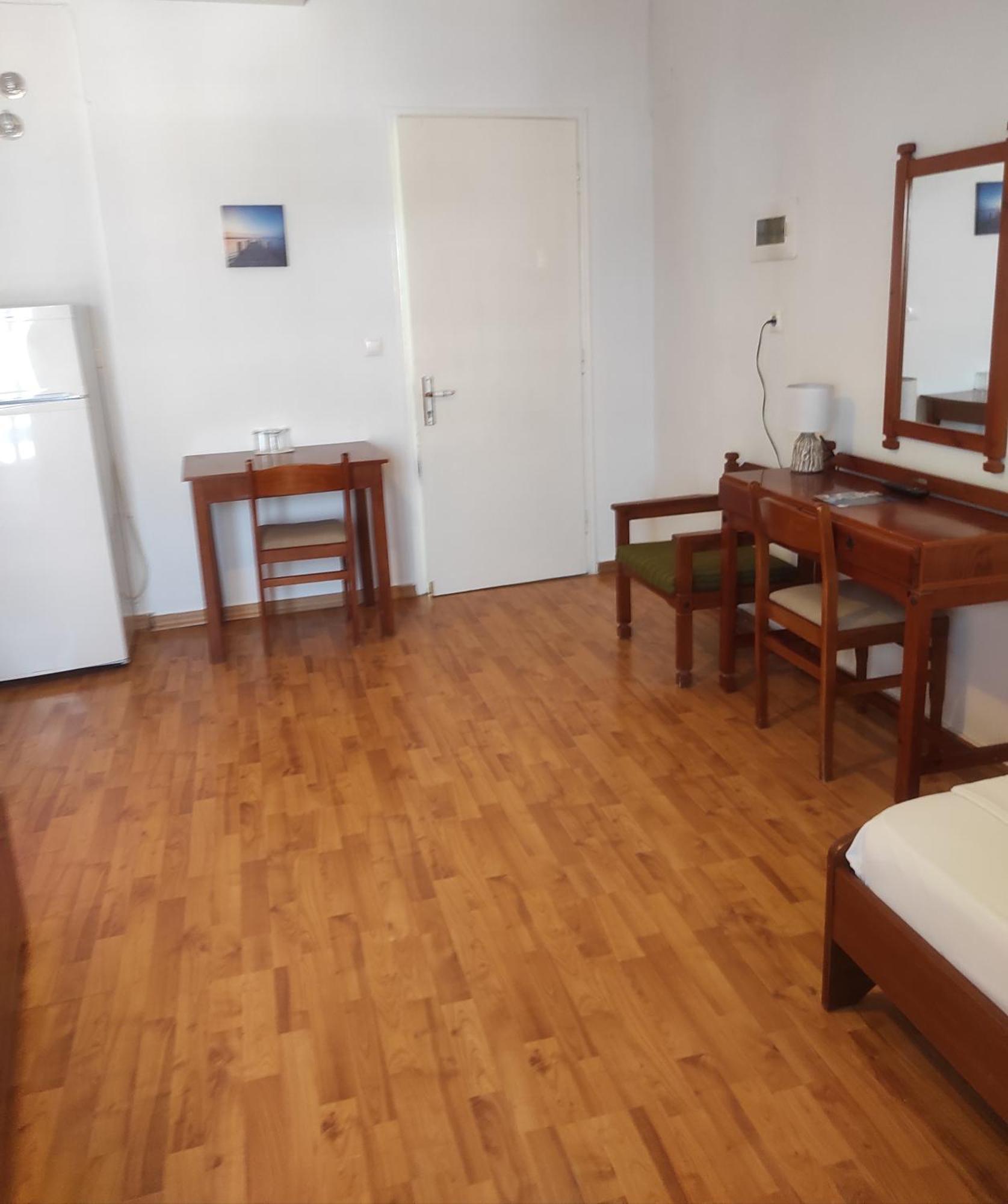 Saint George Hotel Lutrá Edipszú Kültér fotó