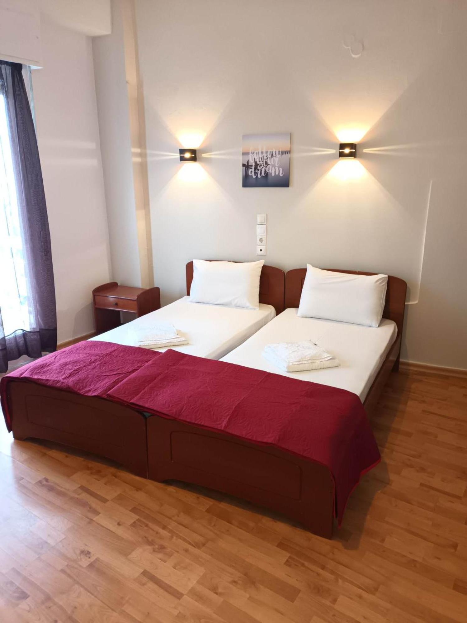 Saint George Hotel Lutrá Edipszú Kültér fotó