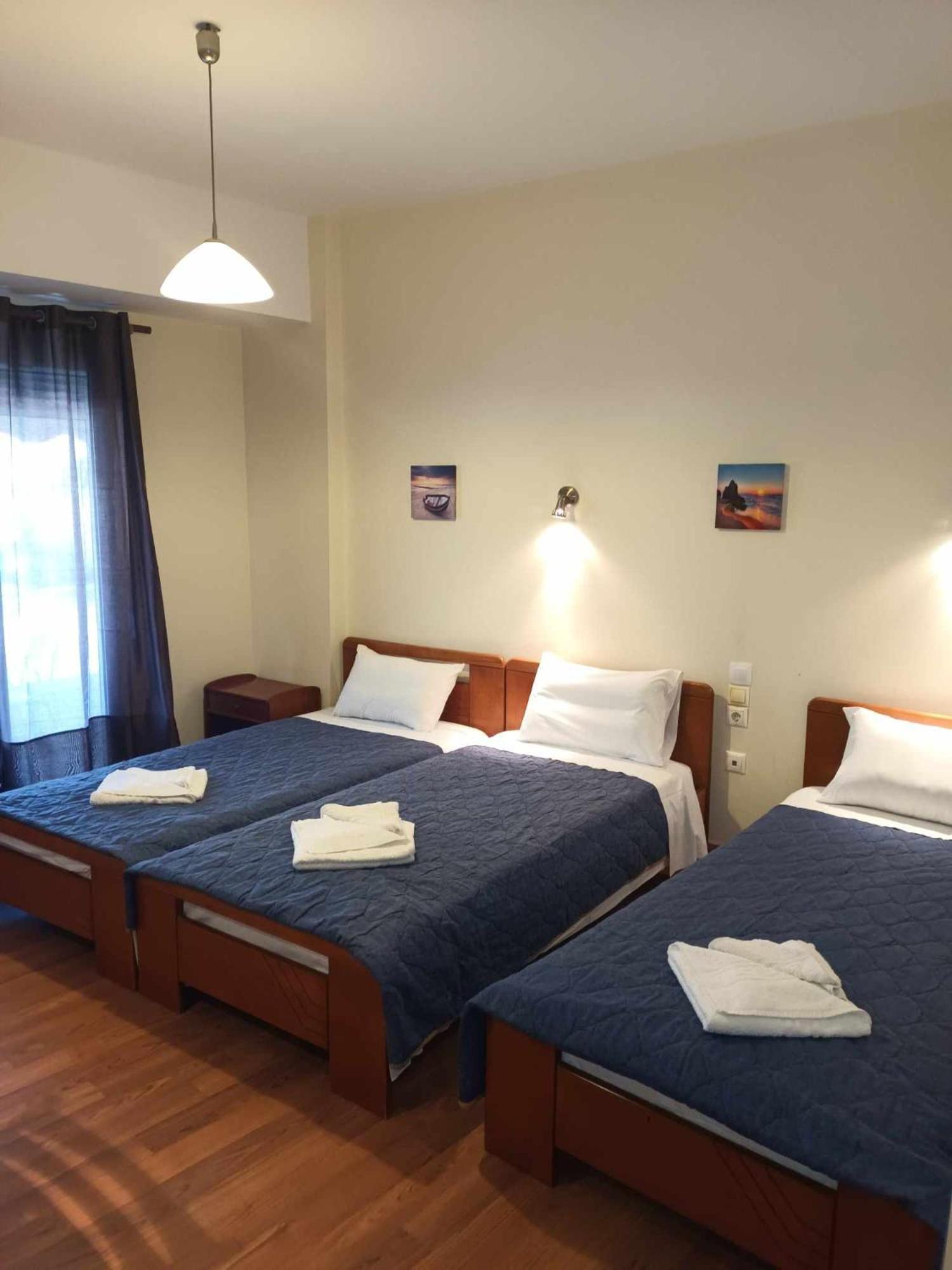 Saint George Hotel Lutrá Edipszú Kültér fotó