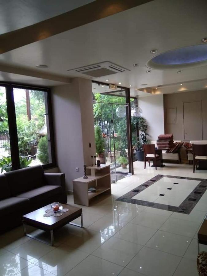 Saint George Hotel Lutrá Edipszú Kültér fotó